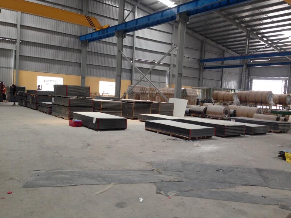 Bán tấm alu màu vân gỗ giá rẻ tại hà nội
